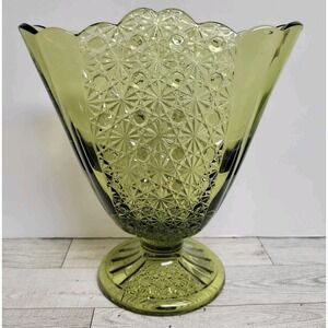 Vtg Fenton Colonial Green Daisy & Button fan vase 9" tall Avocado Olive 60s 70s